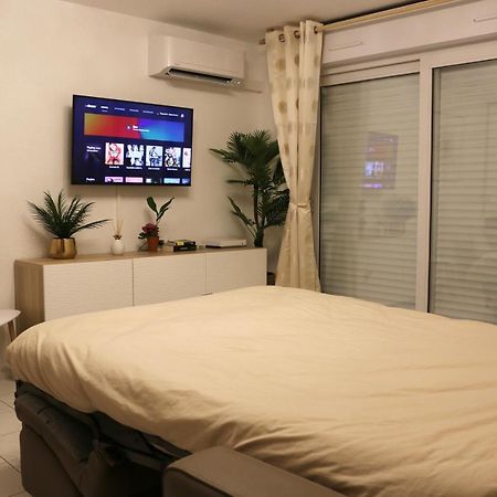 Port-Frejus, Le Consul, Appartement 2 Pieces Climatise, Terrasse & Parking Luaran gambar