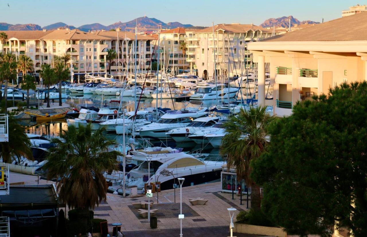 Port-Frejus, Le Consul, Appartement 2 Pieces Climatise, Terrasse & Parking Luaran gambar