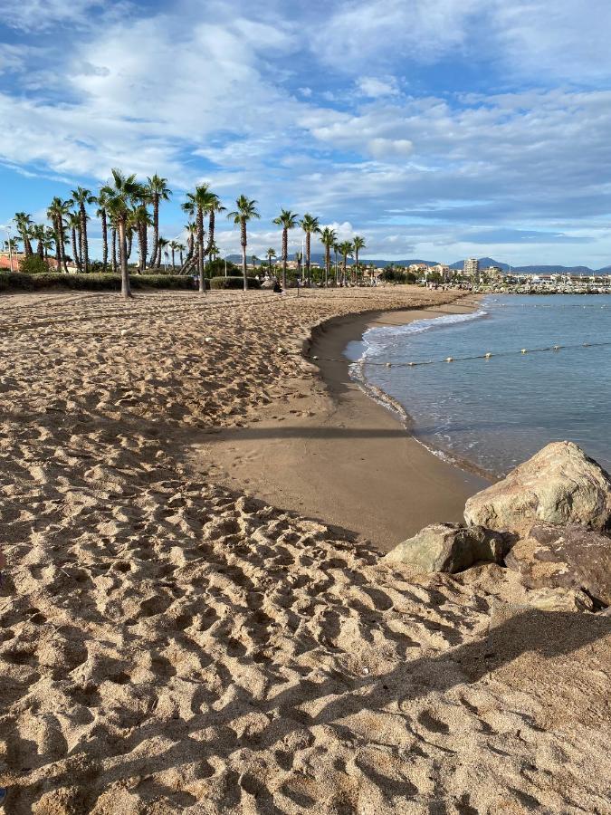 Port-Frejus, Le Consul, Appartement 2 Pieces Climatise, Terrasse & Parking Luaran gambar